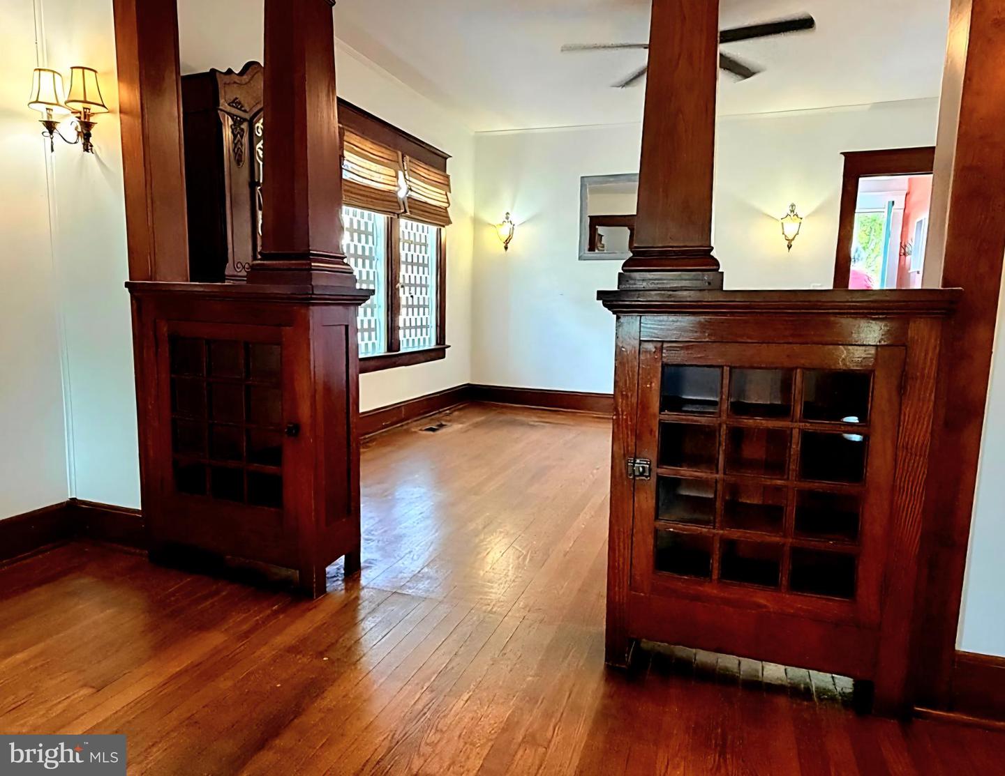 4134 Main St Property Photo 14