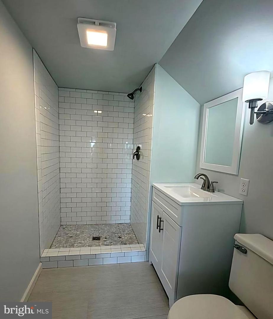 4134 Main St Property Photo 28