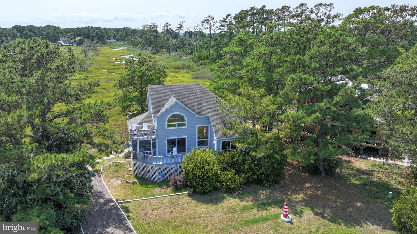 5466 AMRIEN CIRCLE DR Property Photo 1