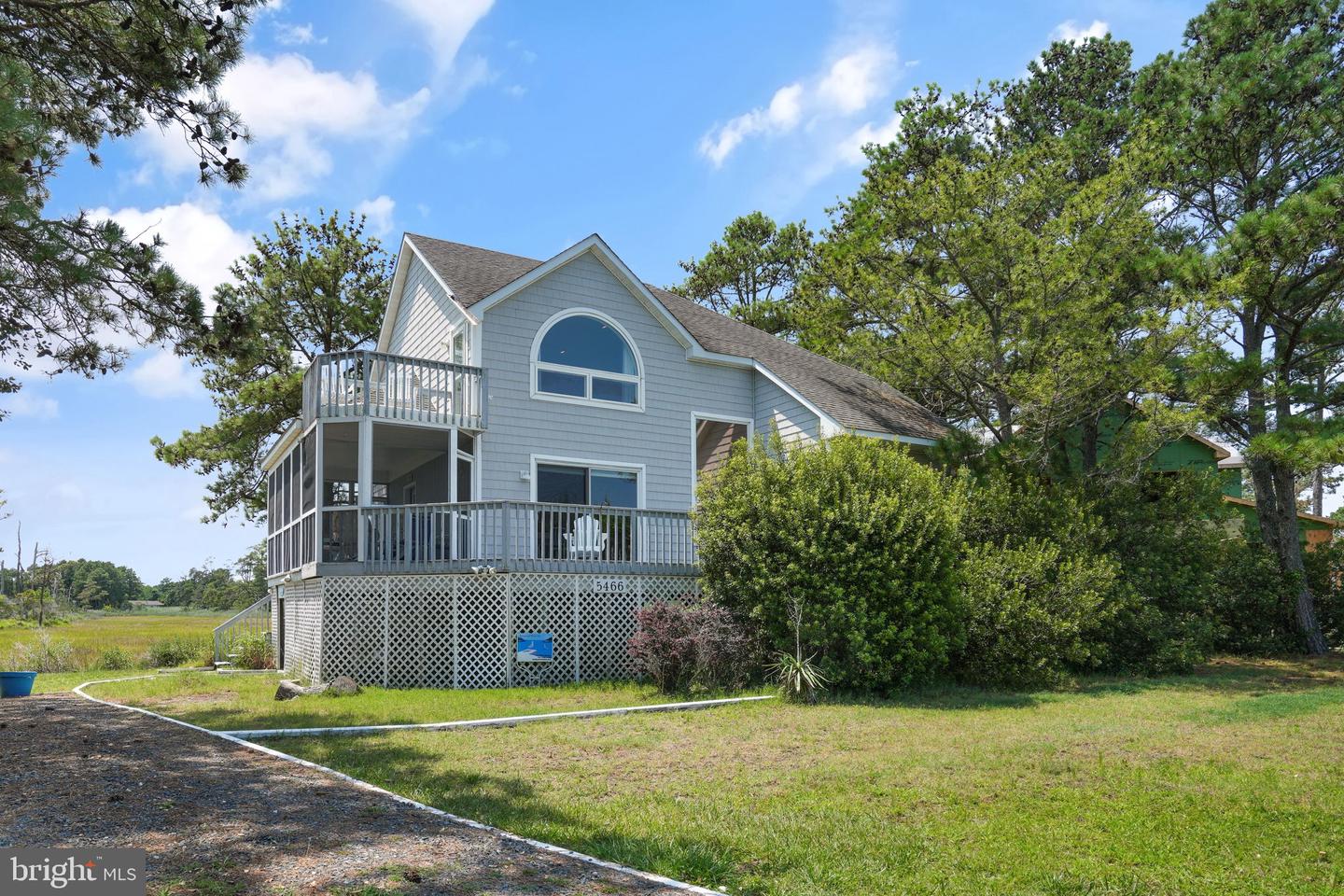 5466 Amrien Circle Dr Property Photo 3