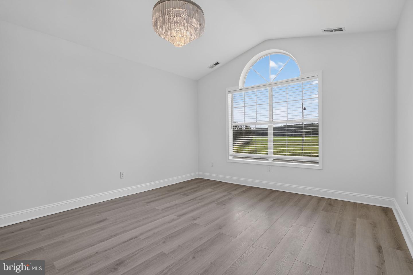 28415 Mitchell Dr Property Photo 21