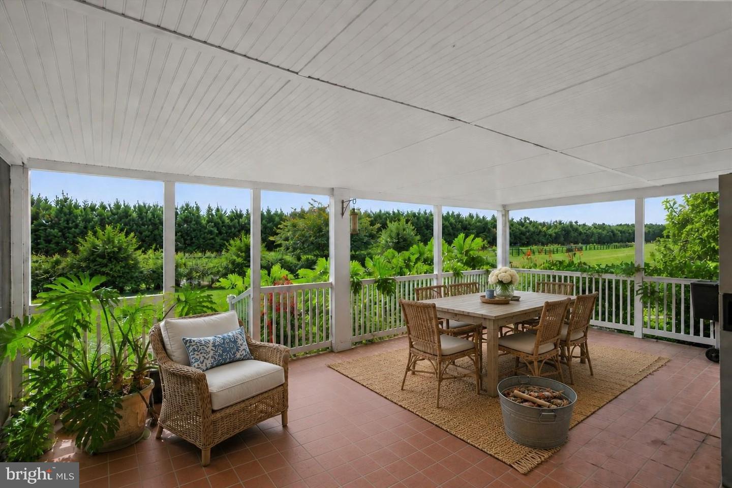 26301 Joynes Neck Rd Property Photo 8