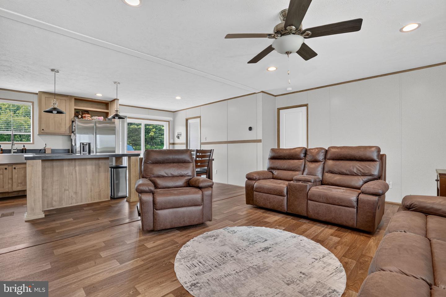 33030 Garrison Ln Property Photo 6