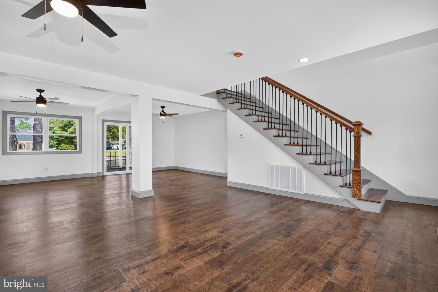 18095 Black Mallard Way Property Photo 6