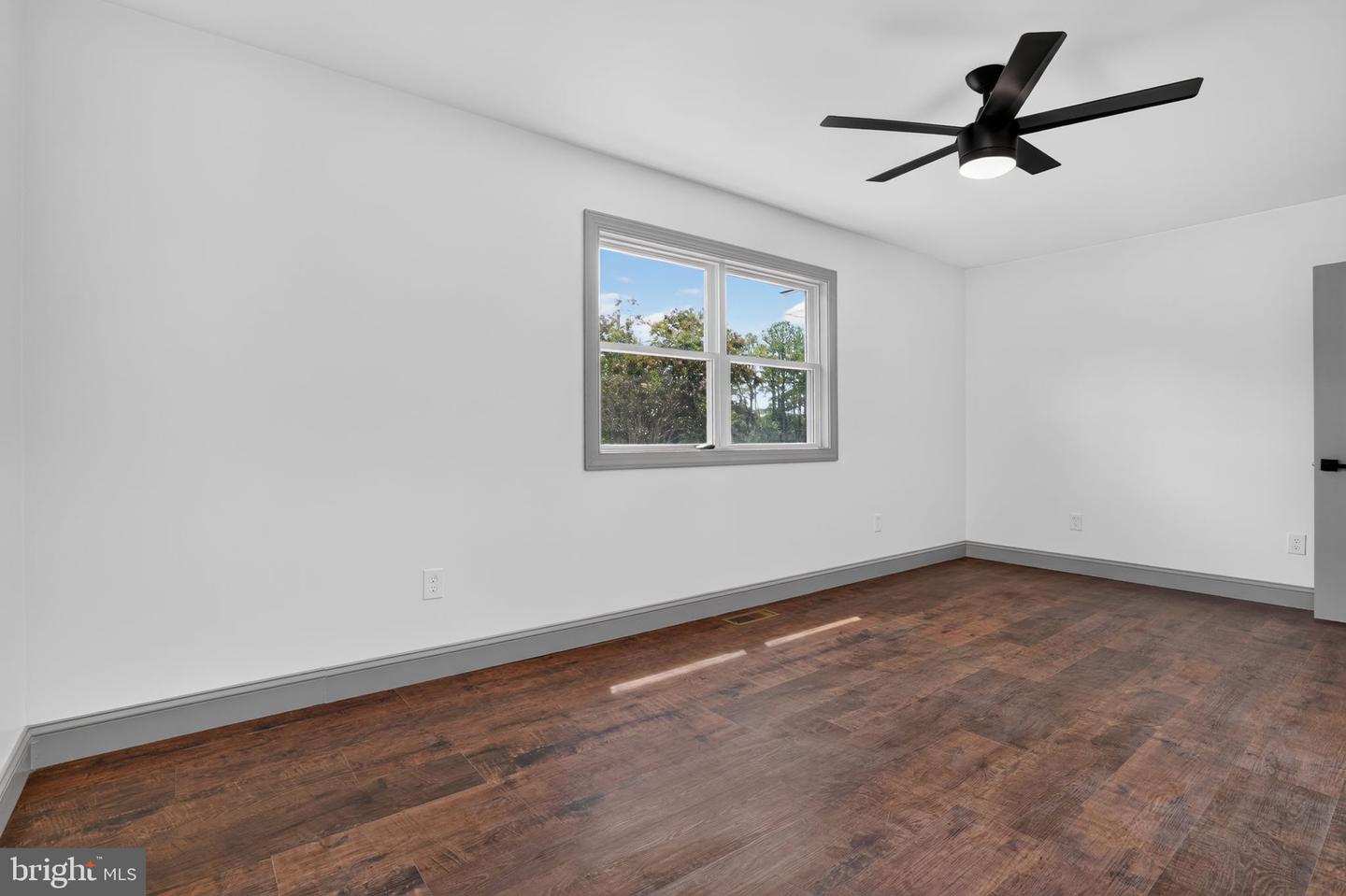 18095 Black Mallard Way Property Photo 29