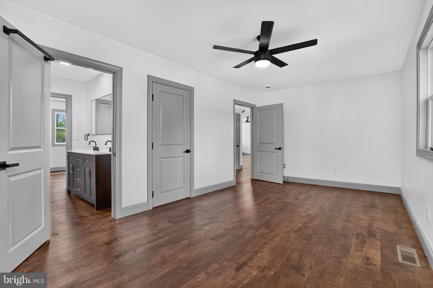 18095 Black Mallard Way Property Photo 31