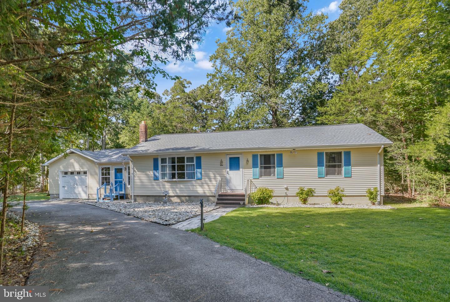 37178 Buoy Ct Property Photo 2