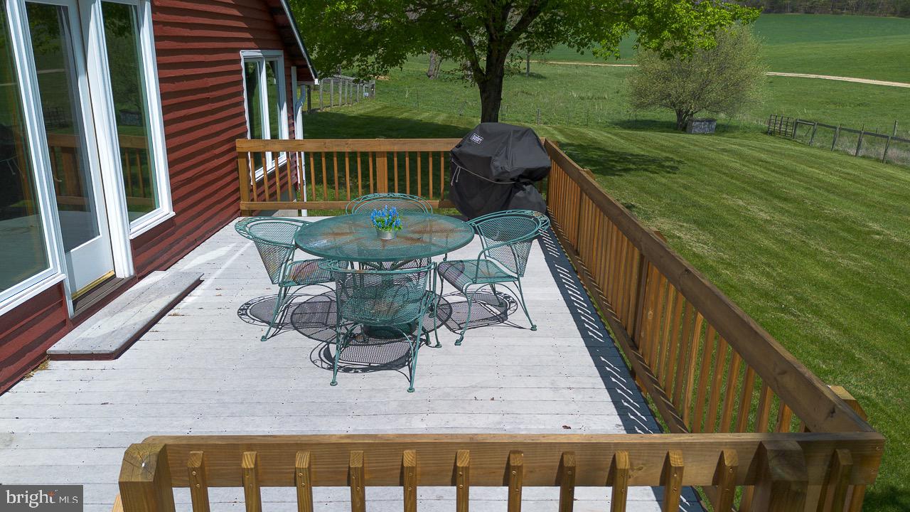 742 High Rock Rd Property Photo 45