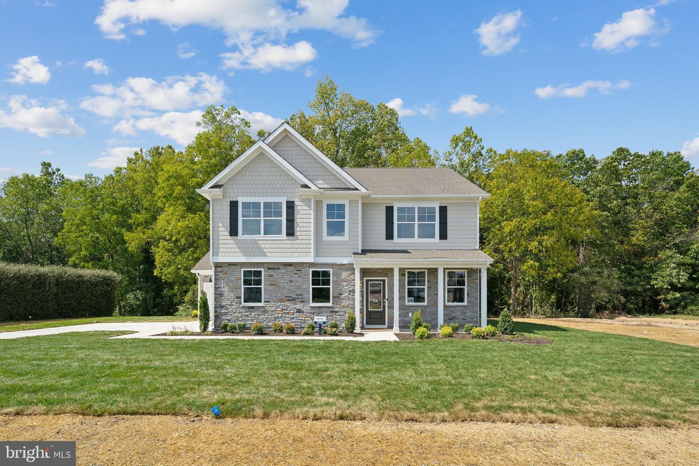 60 Jaspers Property Photo