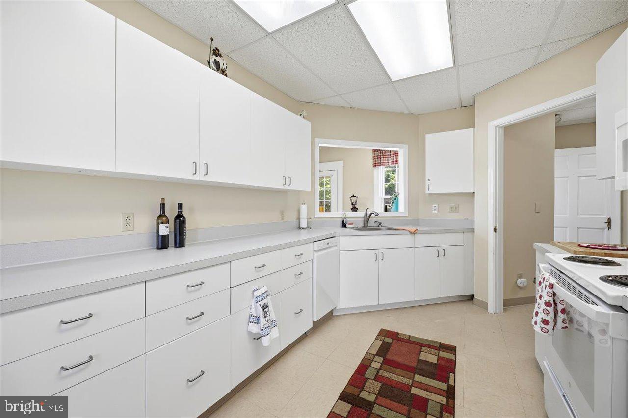 38 Cherry Grove Road Property Photo 3
