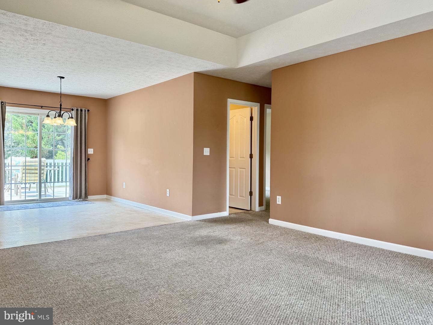 20 Millport Ct Property Photo 4