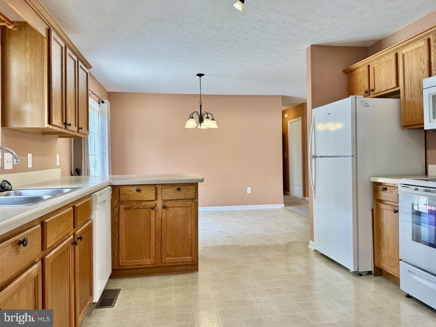 20 Millport Ct Property Photo 6