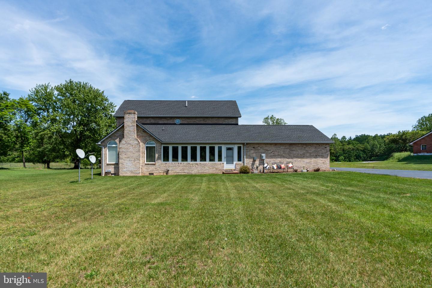 1802 N River Rd Property Photo 33