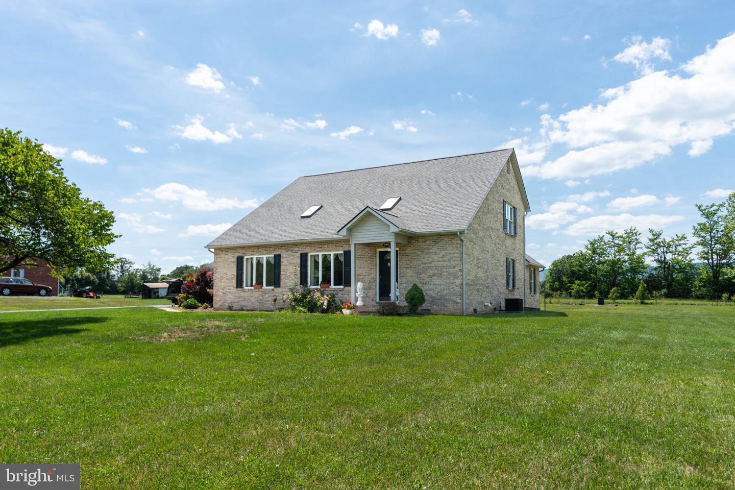 1802 N River Rd Property Photo 35