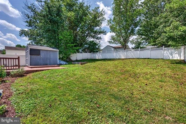 28 Ardmore St Property Photo 35