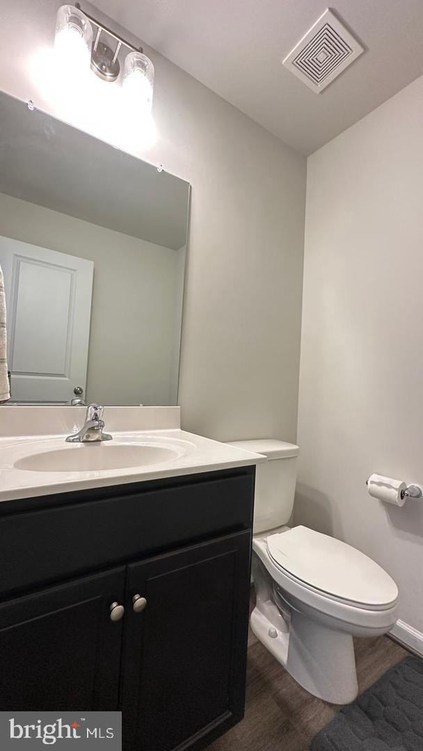 46 Lookover Ter Property Photo 14