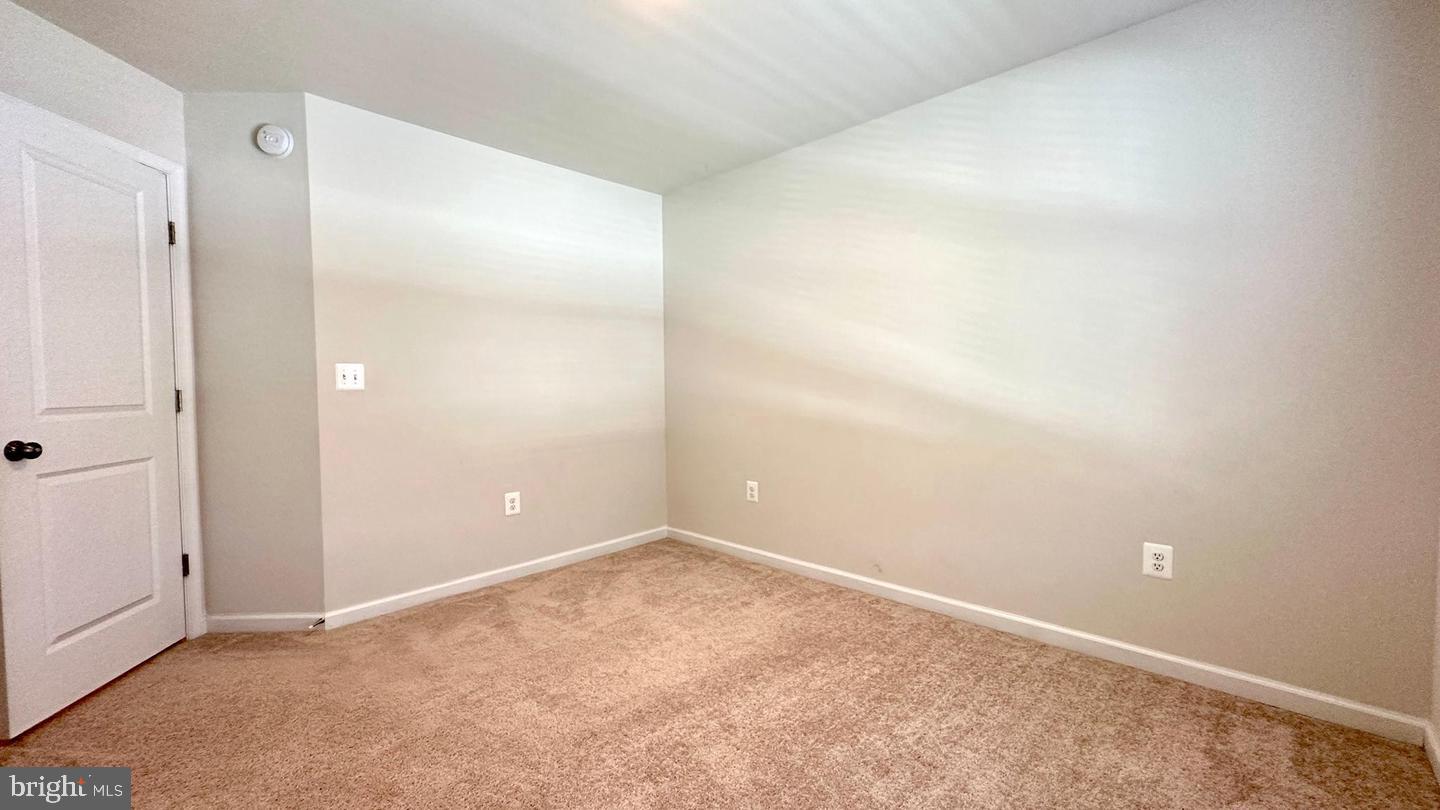 46 Lookover Ter Property Photo 20