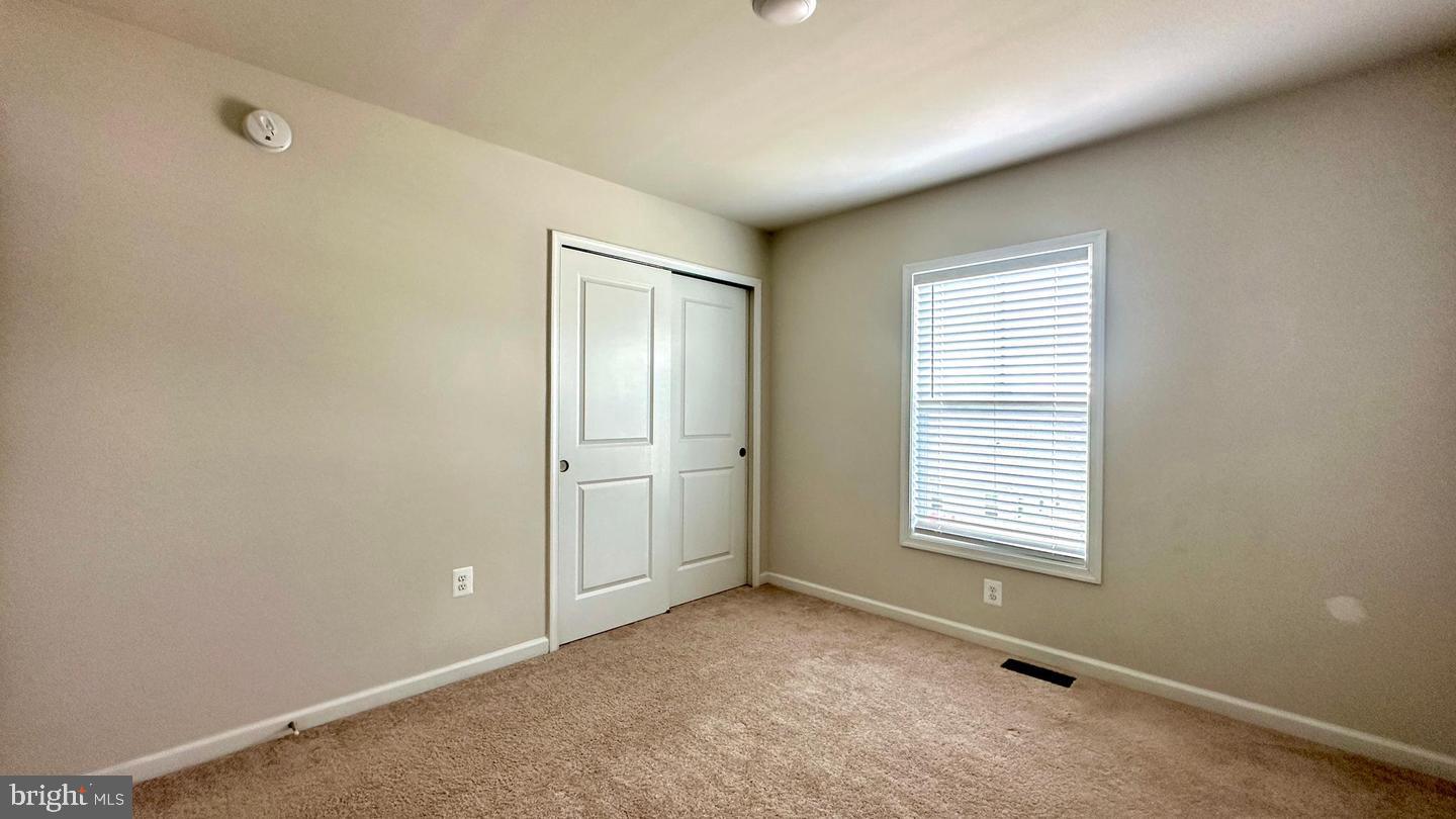 46 Lookover Ter Property Photo 27