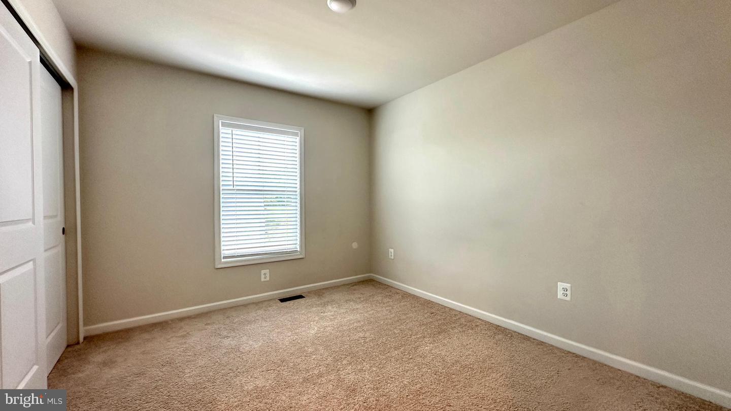 46 Lookover Ter Property Photo 28