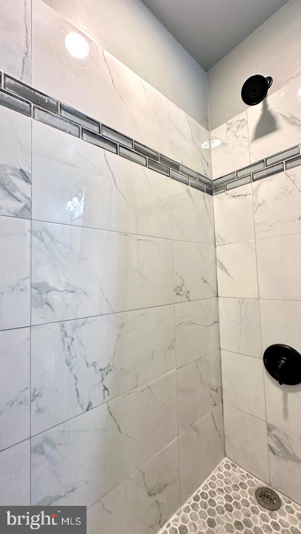 46 Lookover Ter Property Photo 29