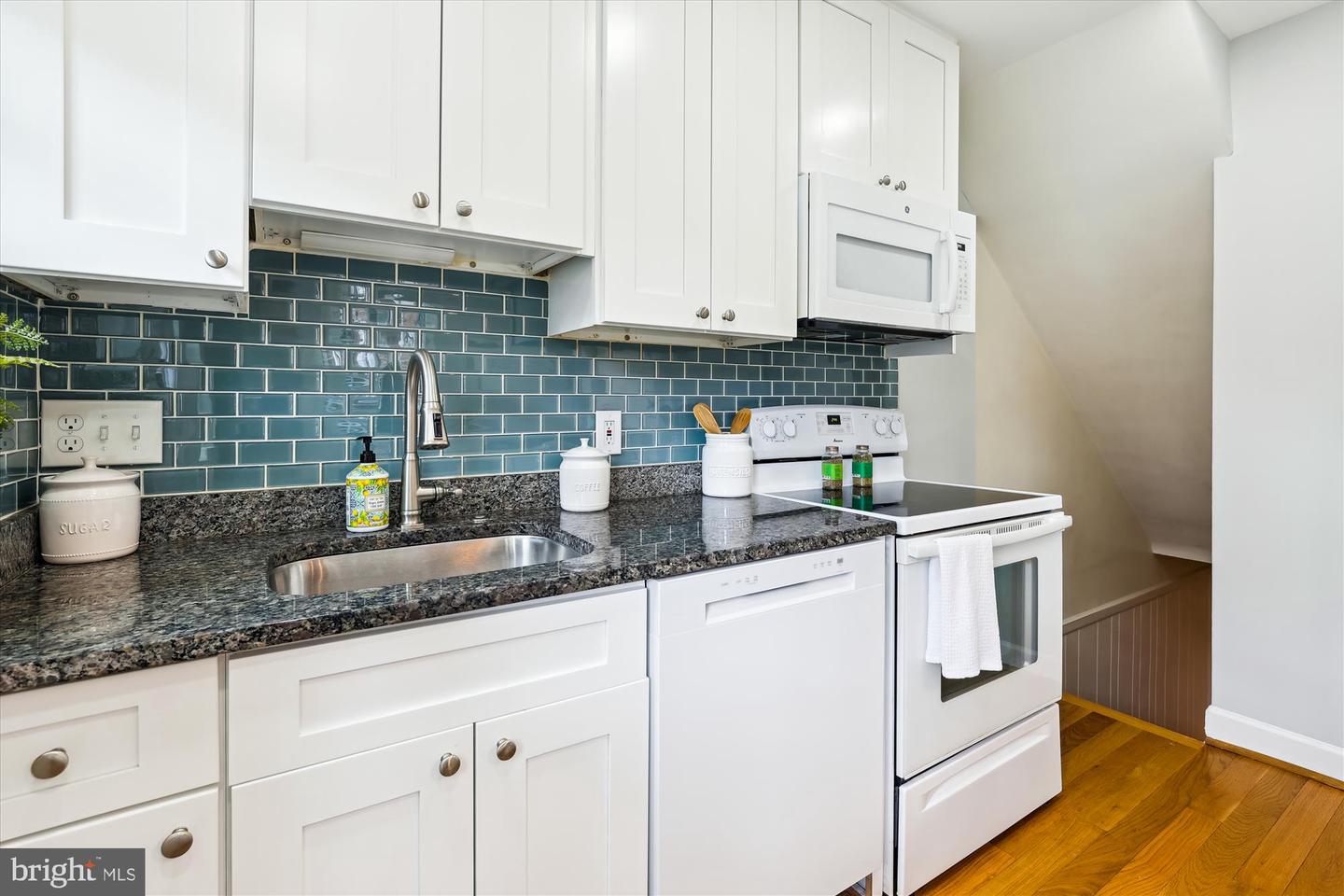 2933 S Columbus St Property Photo