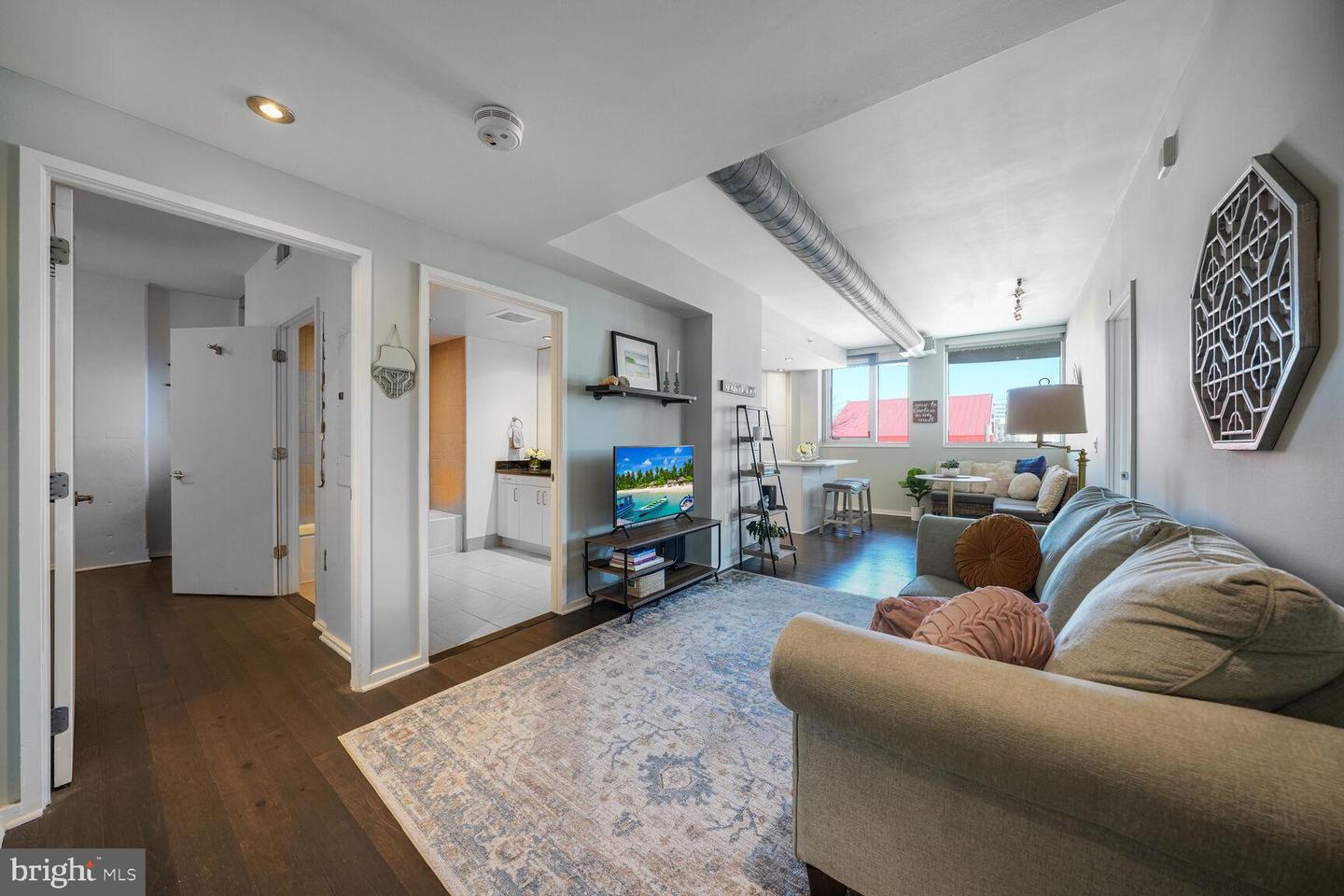 3409 Wilson Blvd #211 Property Photo 2