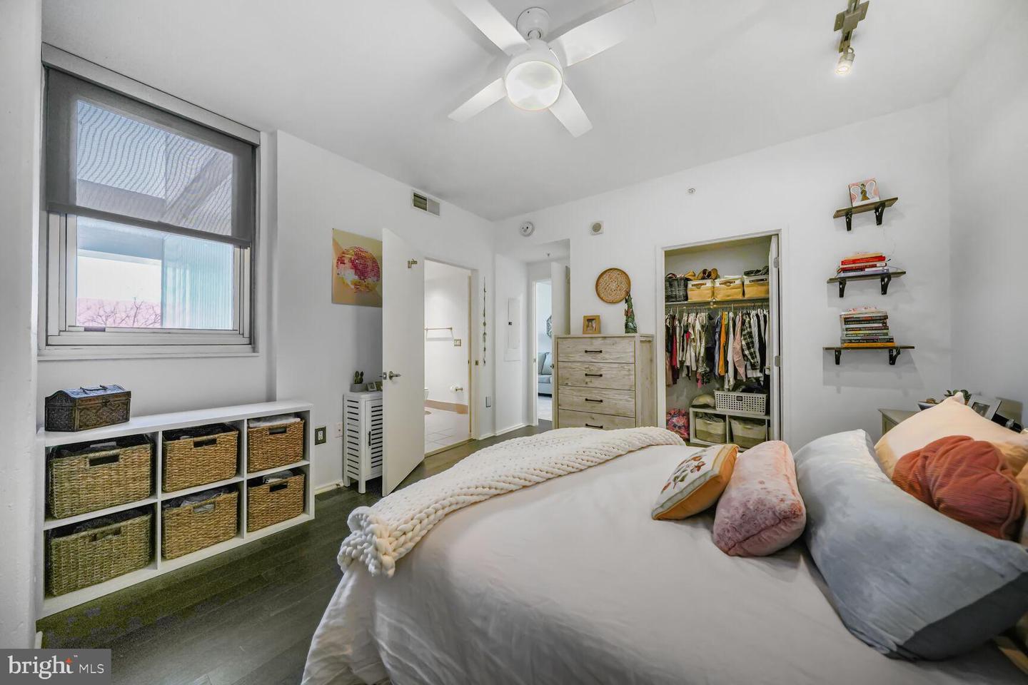 3409 Wilson Blvd #211 Property Photo 15