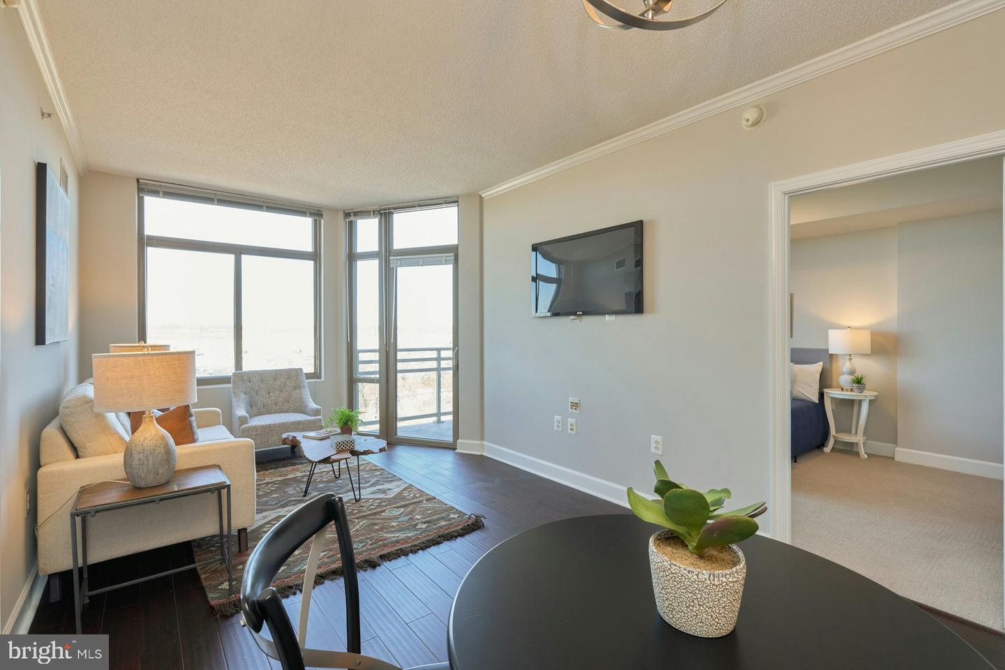 3650 S Glebe Rd #652 Property Photo 14