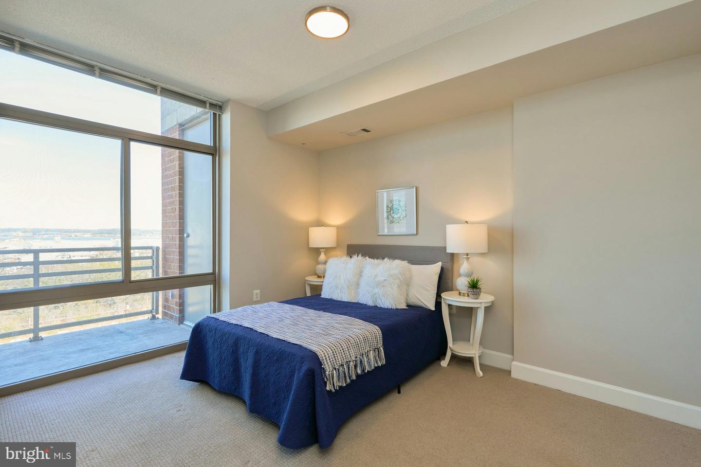 3650 S Glebe Rd #652 Property Photo 15