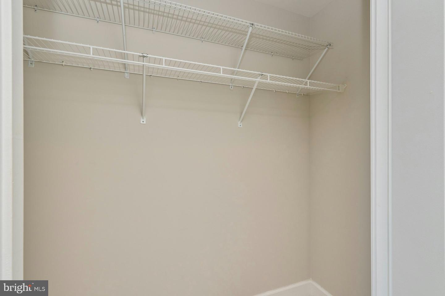 3650 S Glebe Rd #652 Property Photo 19