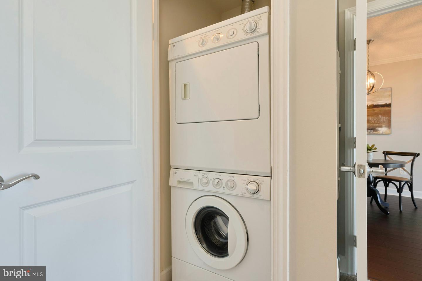 3650 S Glebe Rd #652 Property Photo 20