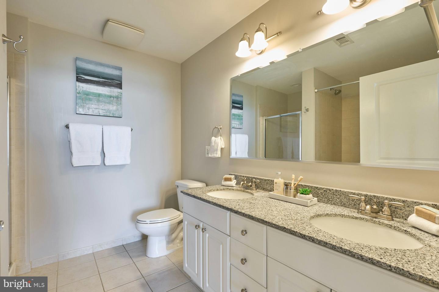 3650 S Glebe Rd #652 Property Photo 28