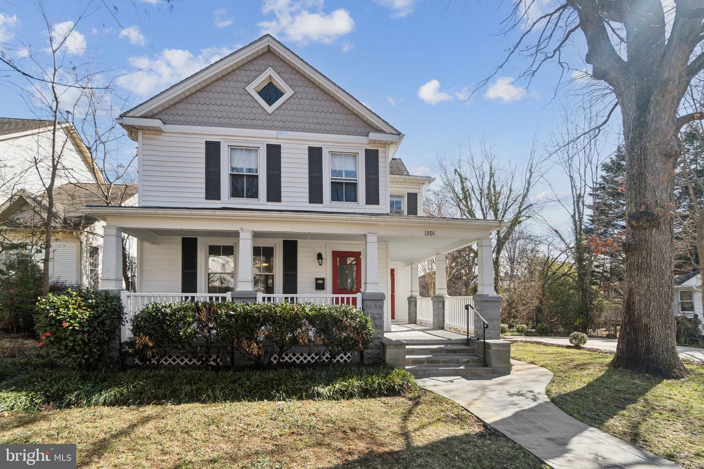 1301 N Danville St Property Photo