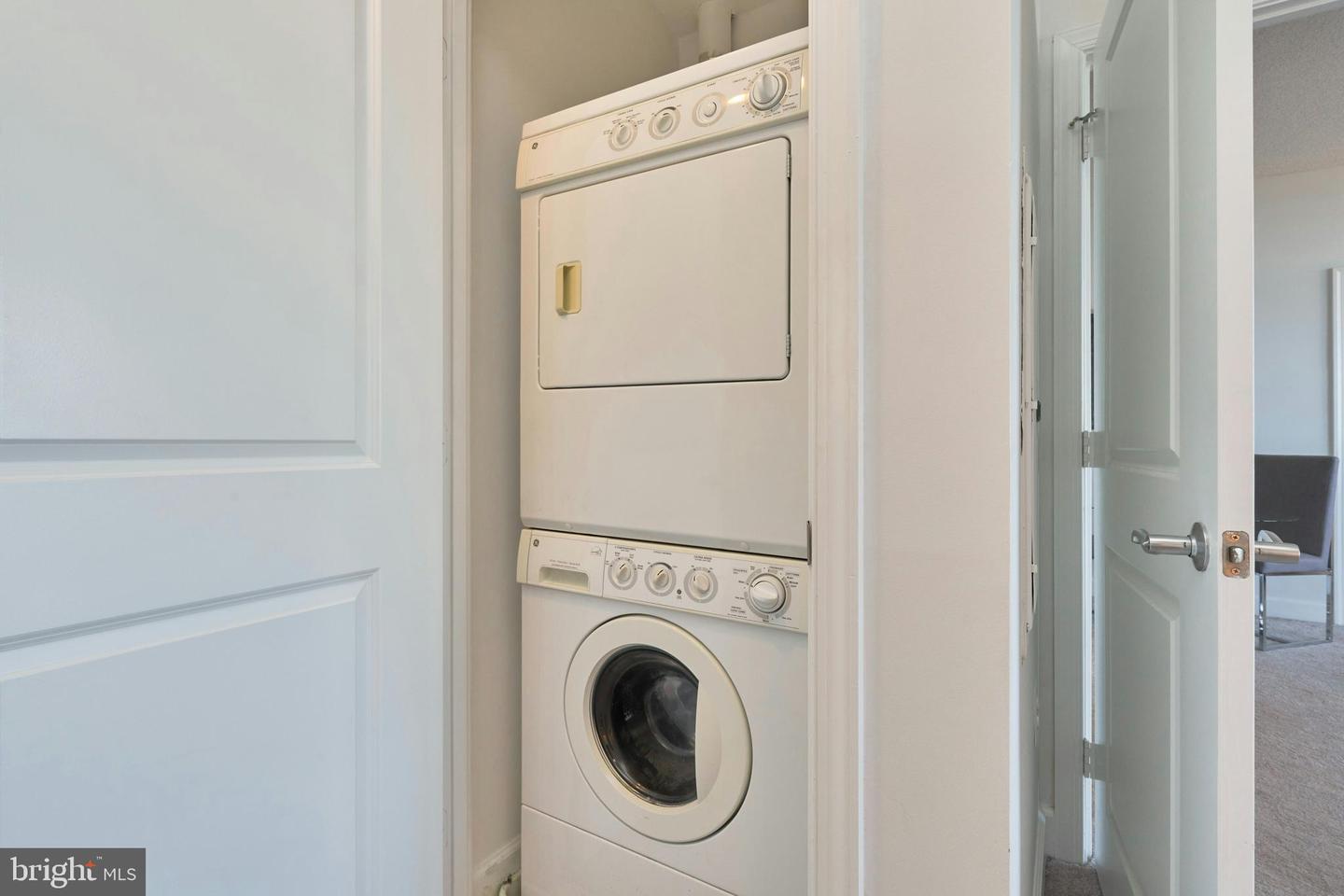 3650 S Glebe Rd S #454 Property Photo 19