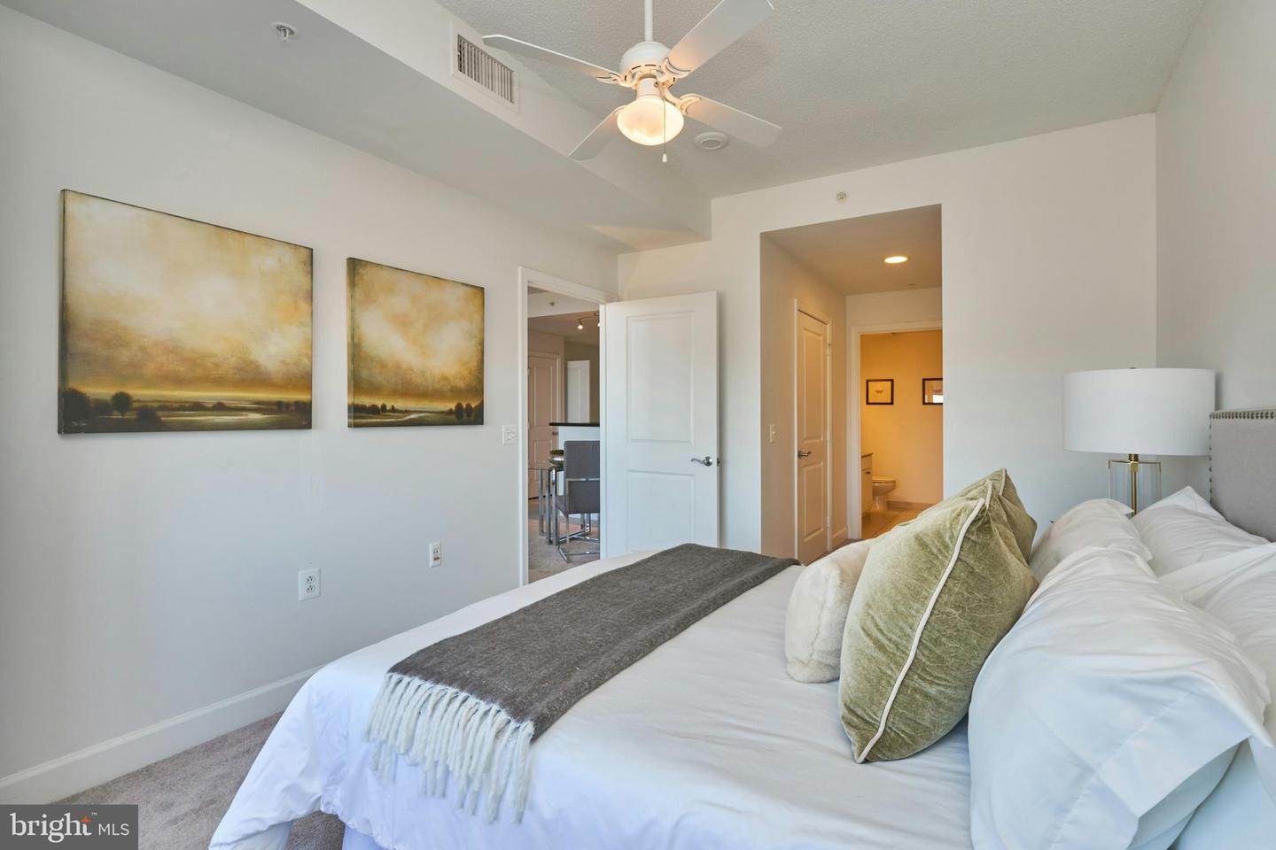 3650 S Glebe Rd S #454 Property Photo 25