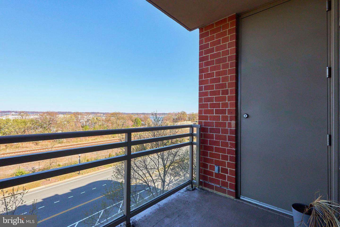3650 S Glebe Rd S #454 Property Photo 29