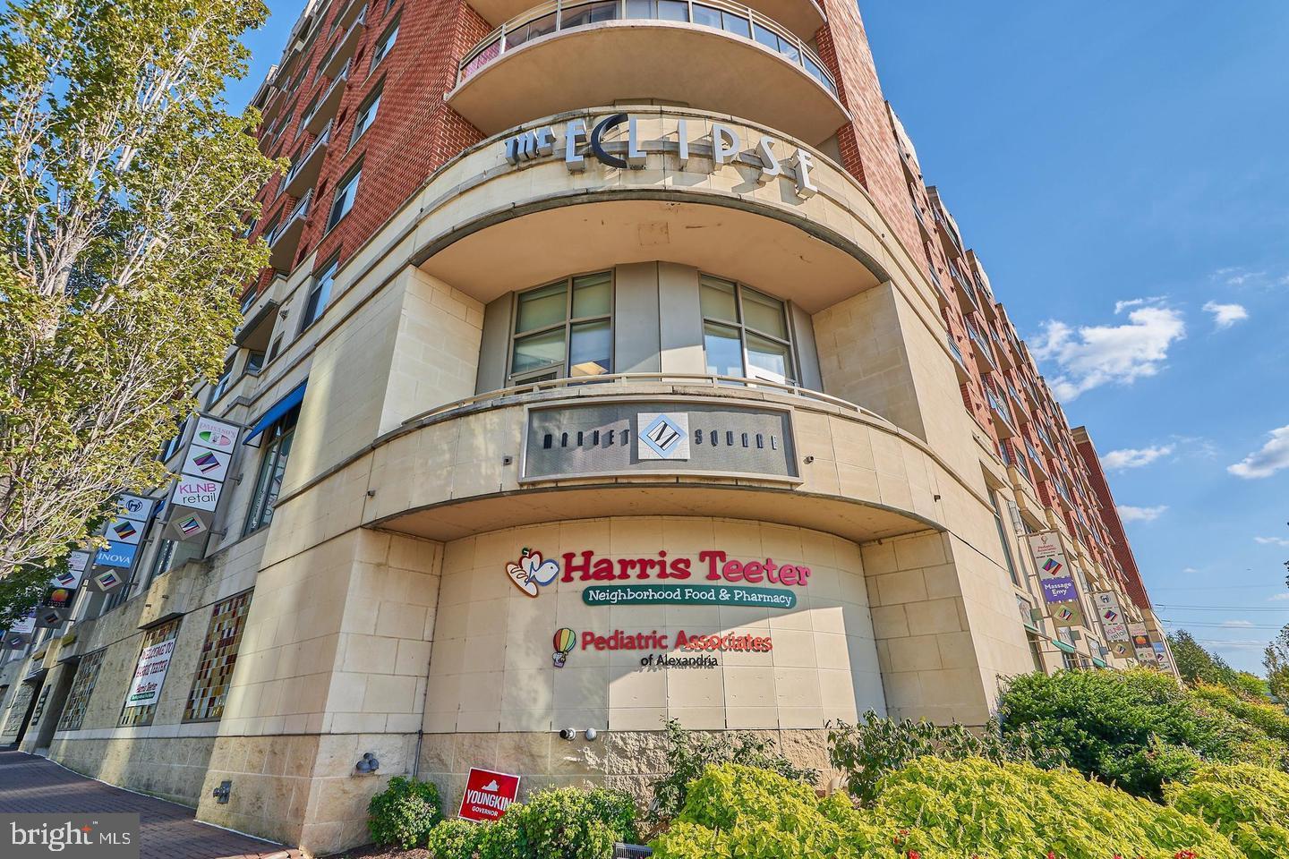 3650 S Glebe Rd S #454 Property Photo 44