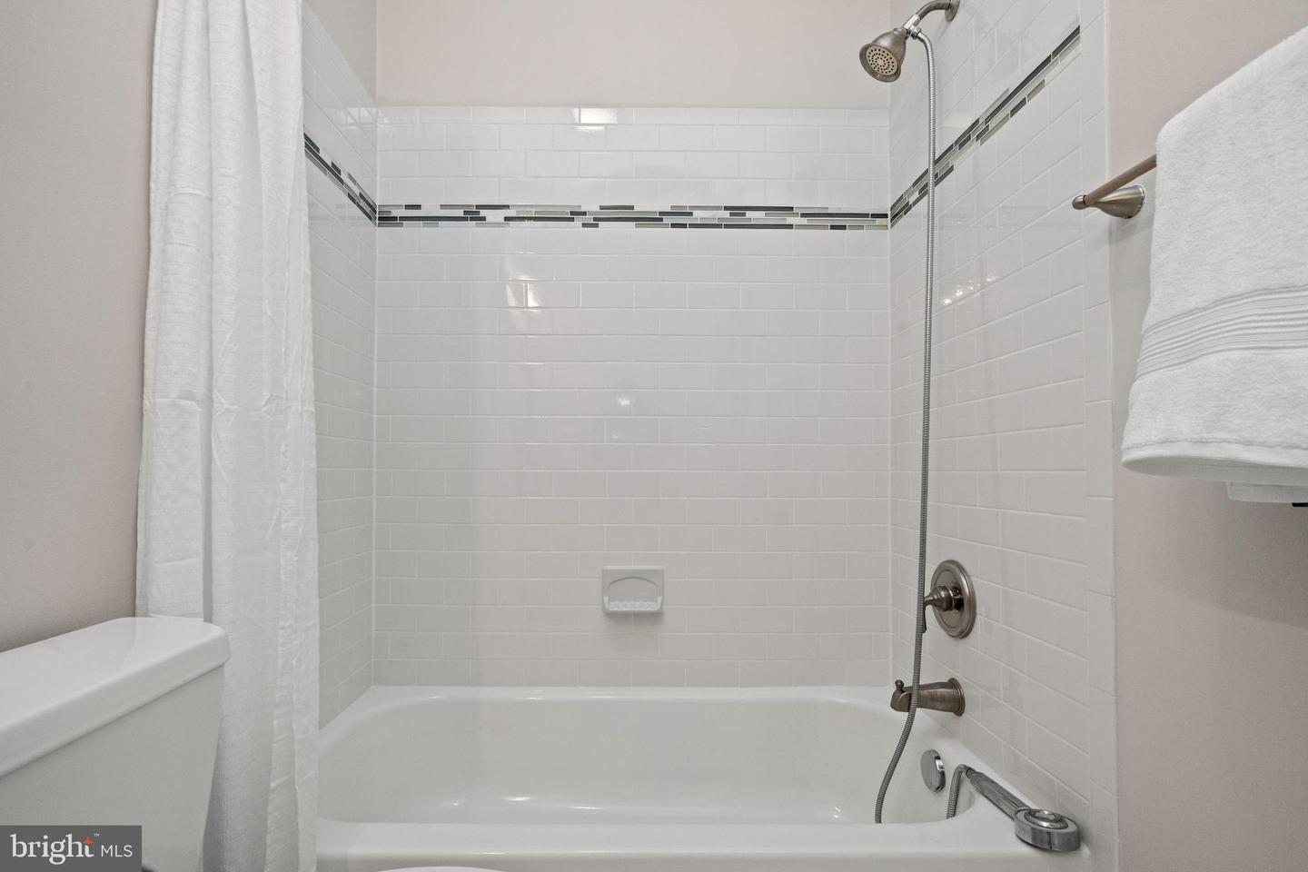 1807 N Stafford St Property Photo 42