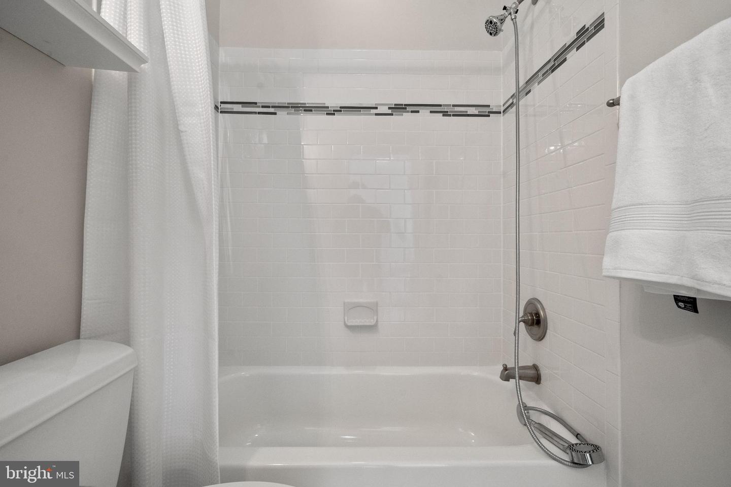 1807 N Stafford St Property Photo 52