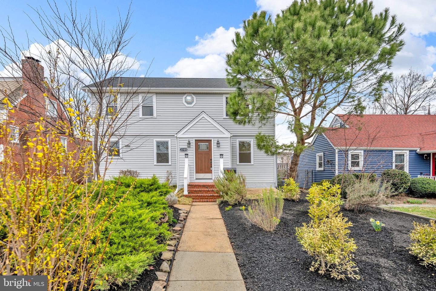 Alcova Heights Real Estate Listings Main Image
