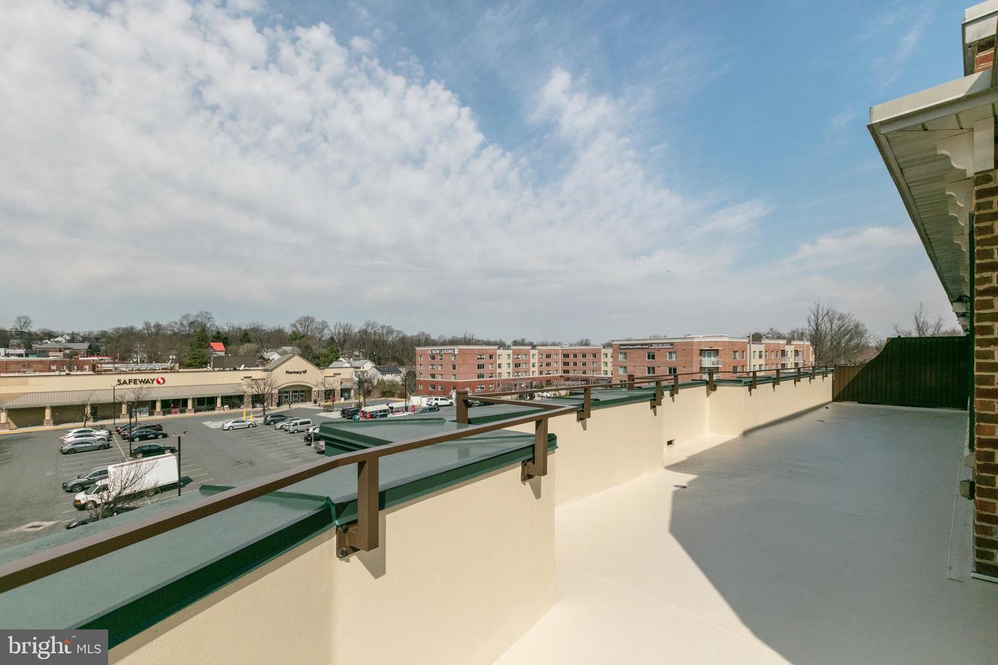 2101 N Monroe St #401 Property Photo 14