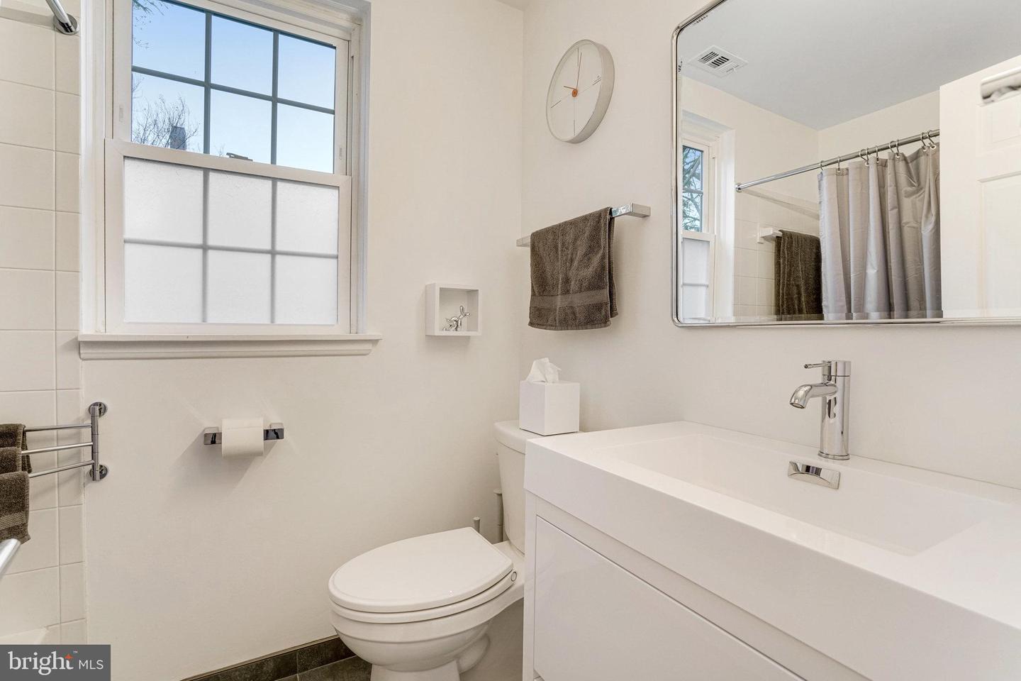 3462 S Stafford St #b1 Property Photo 8
