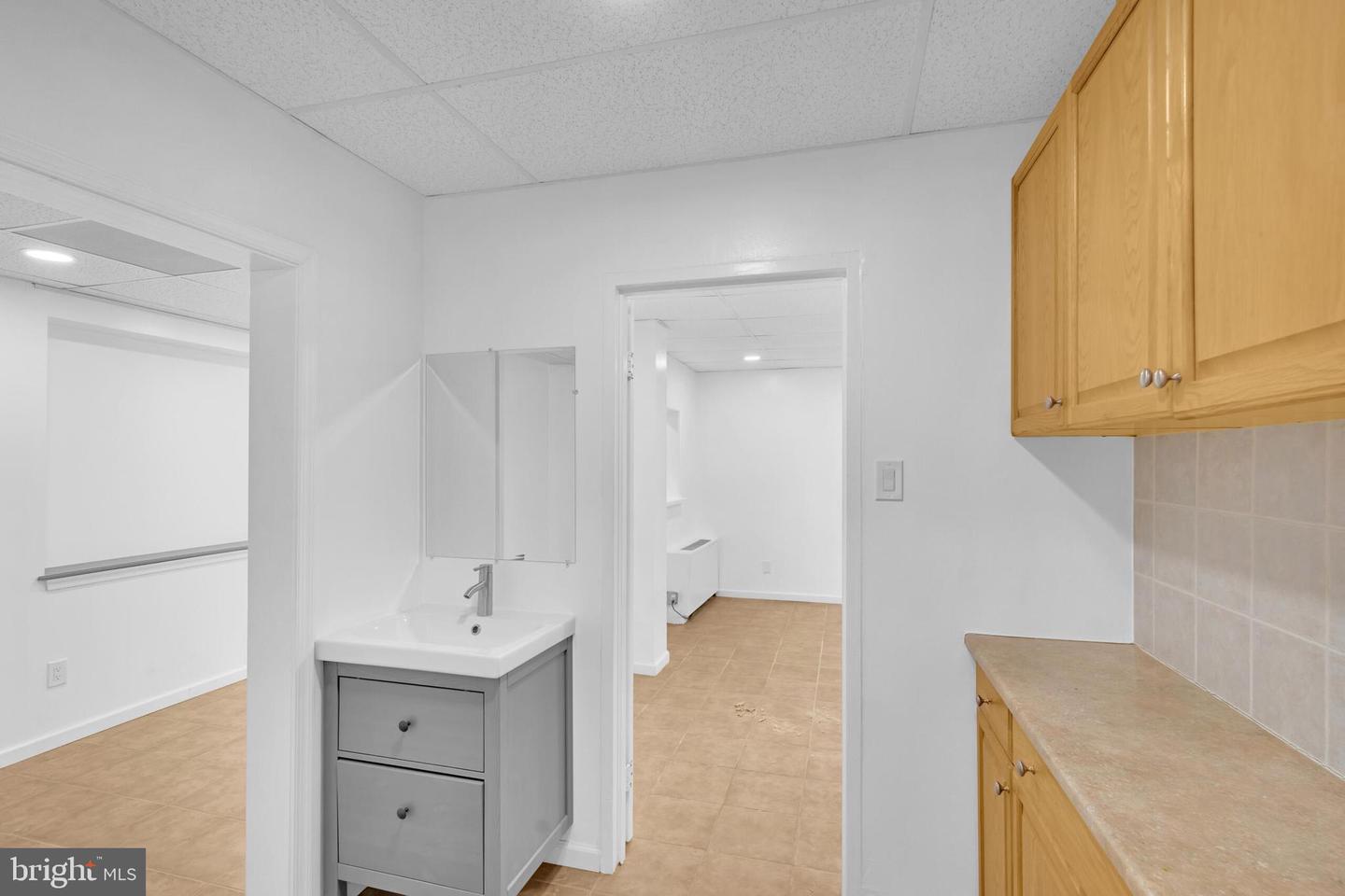 5565 Columbia Pike #115 Property Photo 8