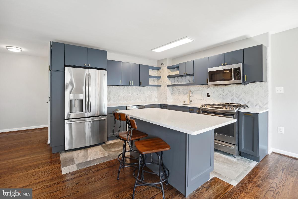 1200 S Arlington Ridge Rd #618 Property Photo