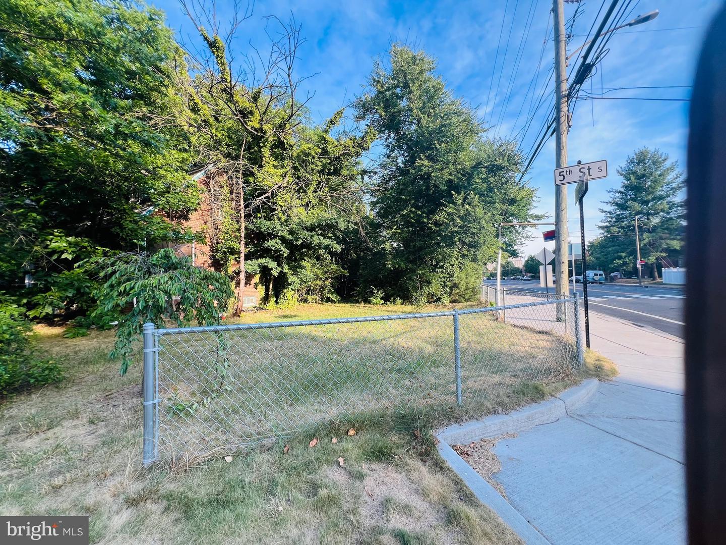 2810 5th St S Property Photo 6