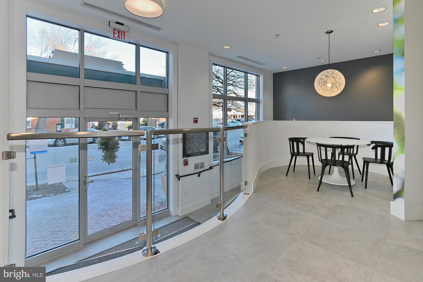 1800 Wilson Blvd #116 Property Photo 3