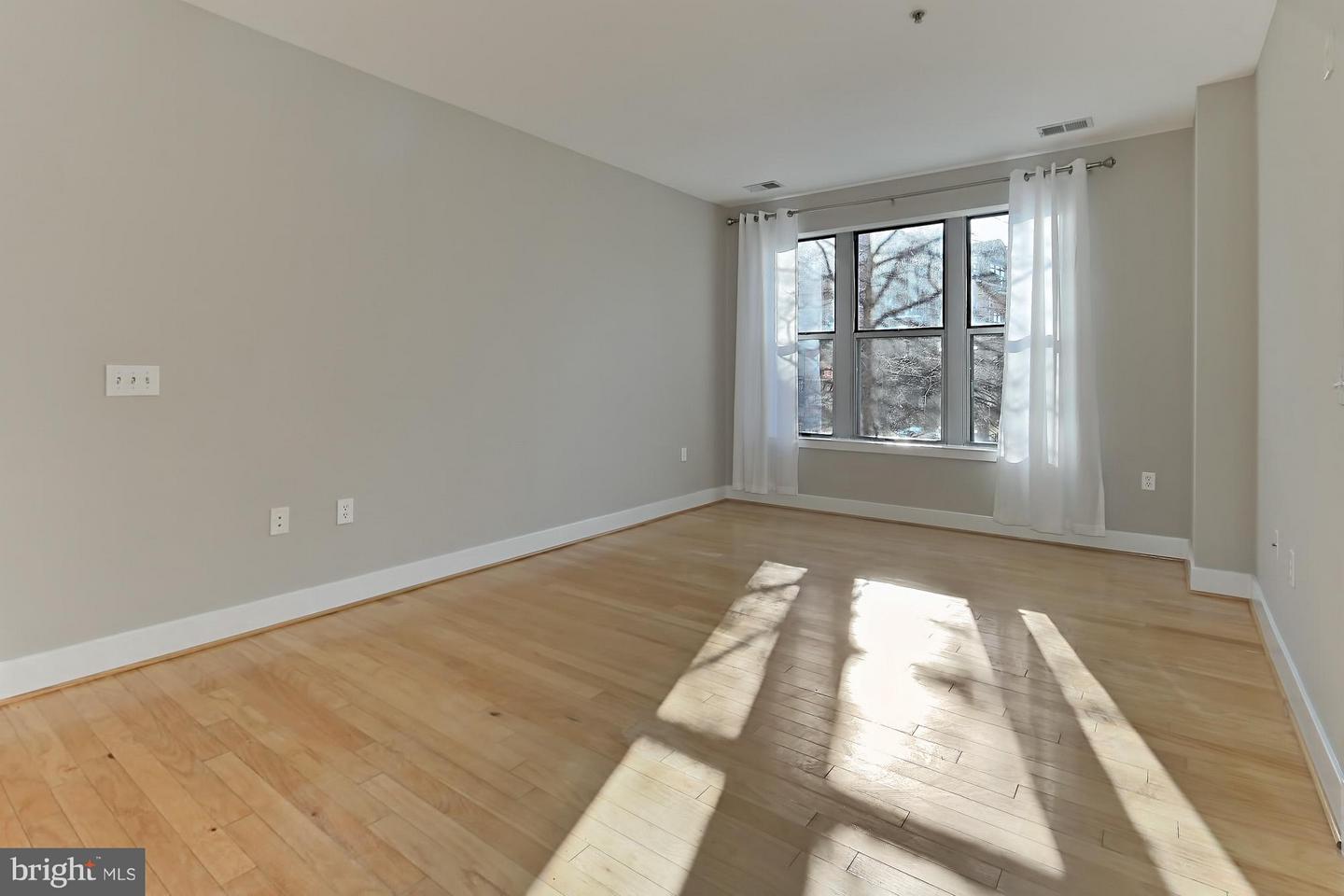 1800 Wilson Blvd #116 Property Photo 15