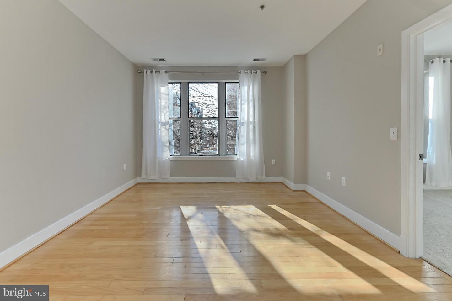 1800 Wilson Blvd #116 Property Photo 16