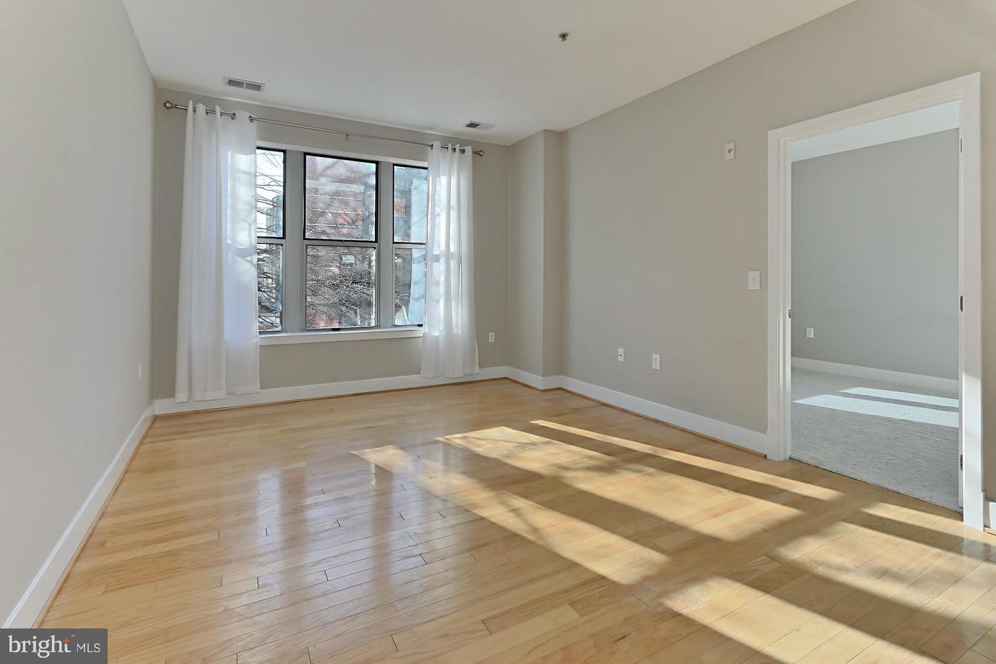 1800 Wilson Blvd #116 Property Photo 17