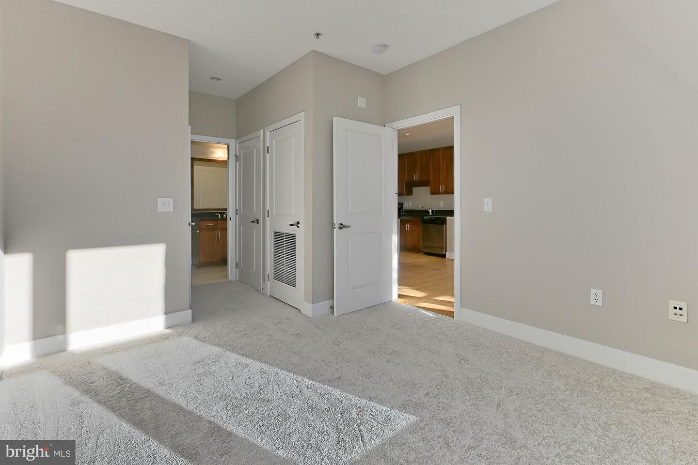 1800 Wilson Blvd #116 Property Photo 21
